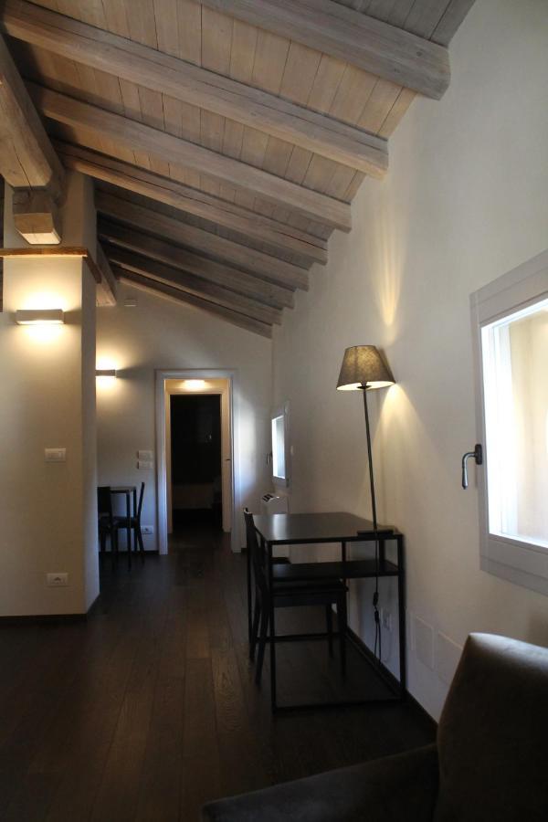 Appartamenti Palazzo De Rossi Сасо Маркони Екстериор снимка